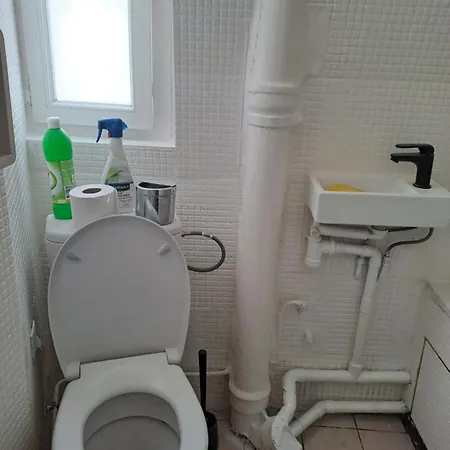 Apartment Studio Meuble Calme Quartier Drouot 75009 Paris